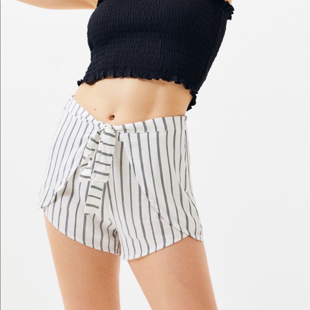 Lottie moss shorts
